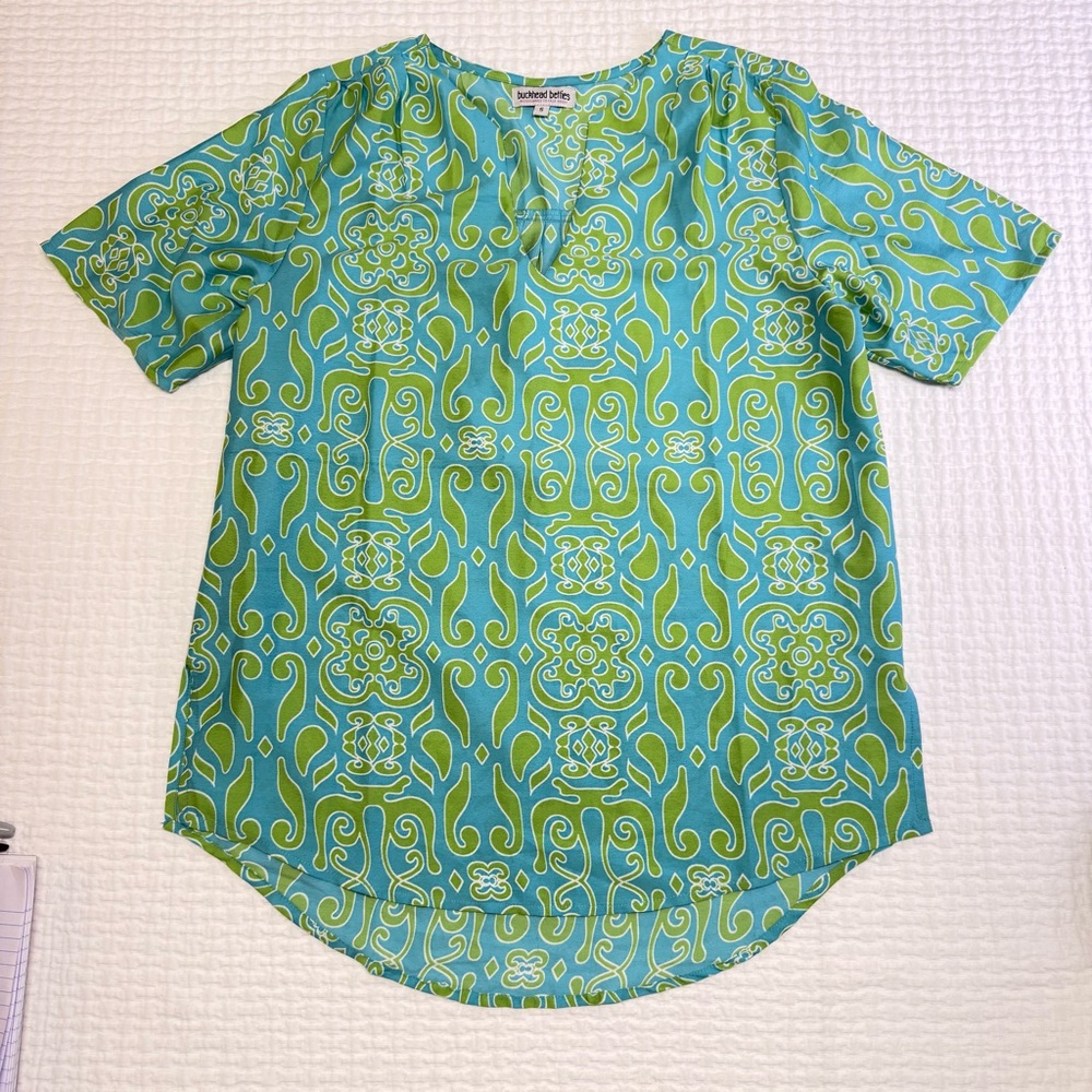 Buckhead Bettie Accessories To Talk About Green/Blue Women's Top Size  S